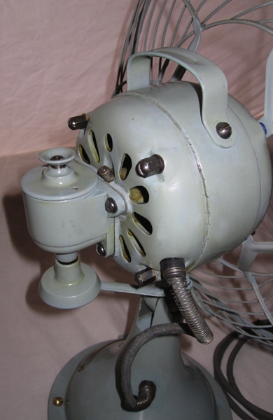 Back Top Closeup Without Blade View